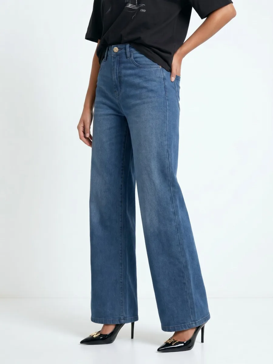 Women Wide Leg High-Rise Jeans