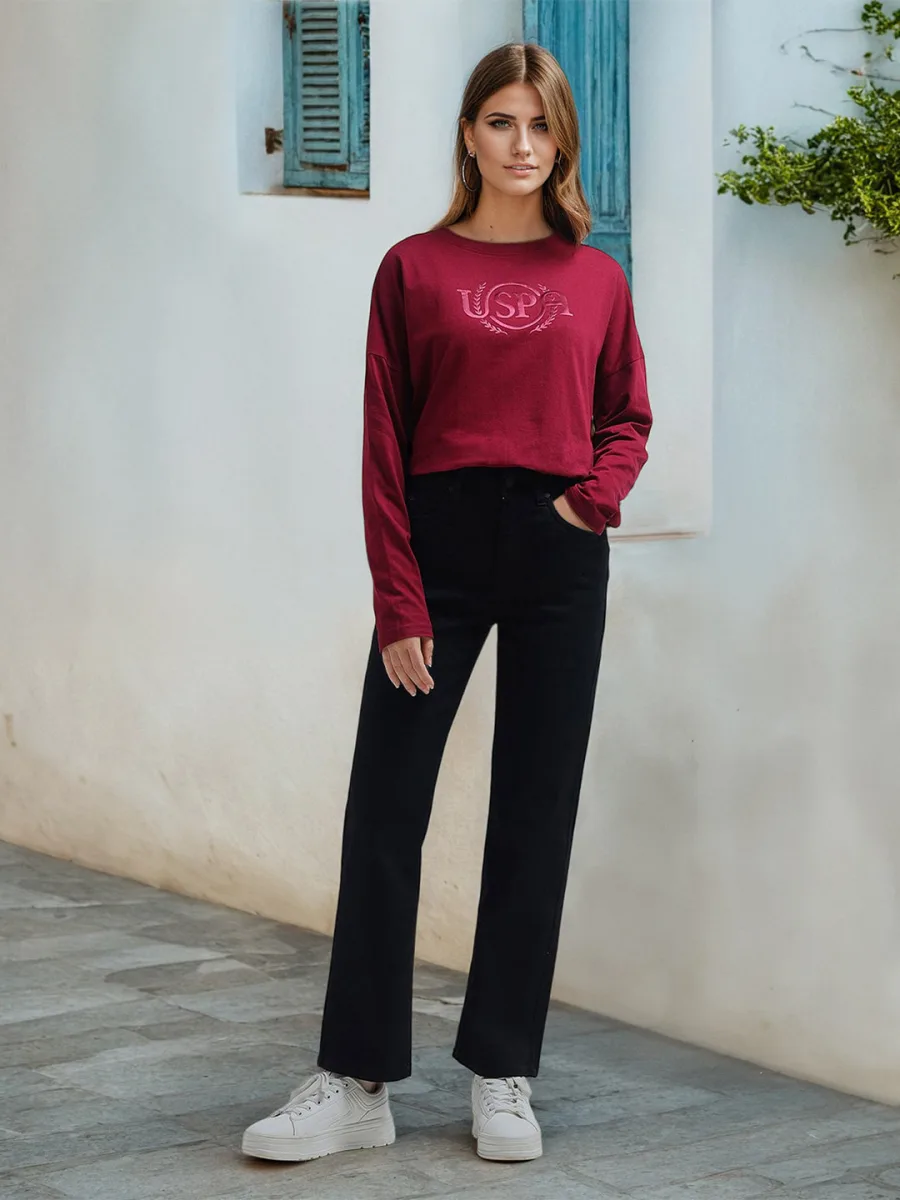 Straight Fit High-Rise Jeans