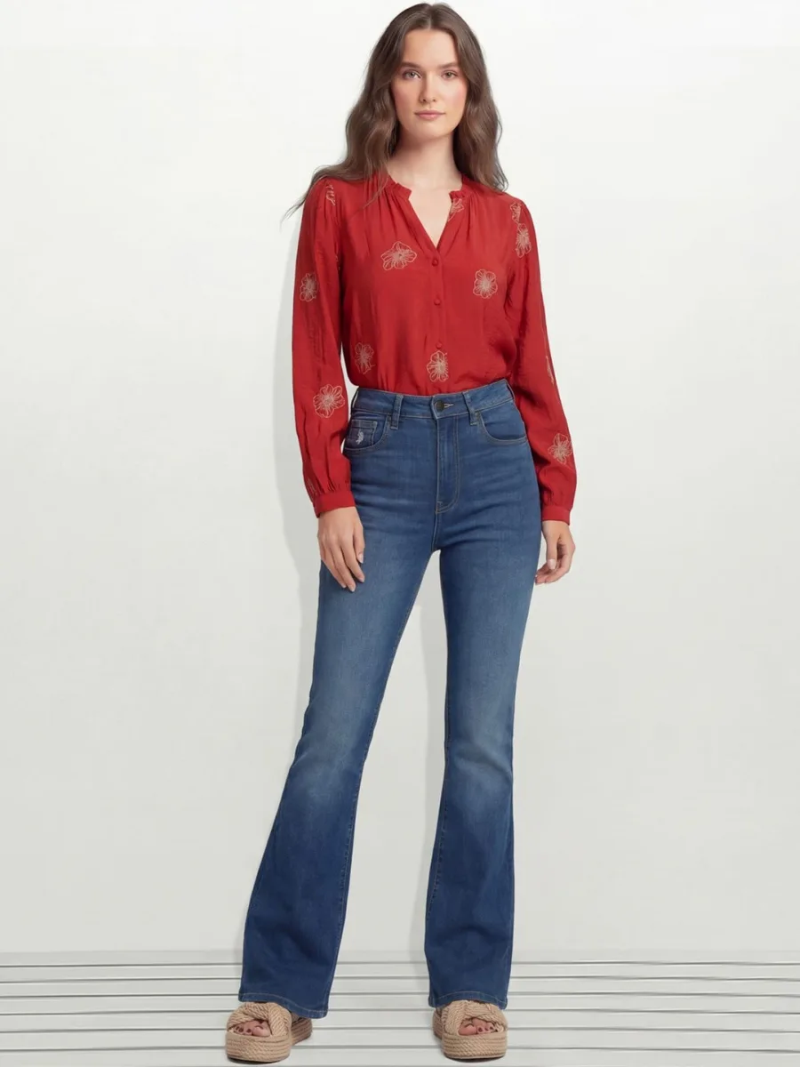 Bold Bootcut Jeans — Rosewood