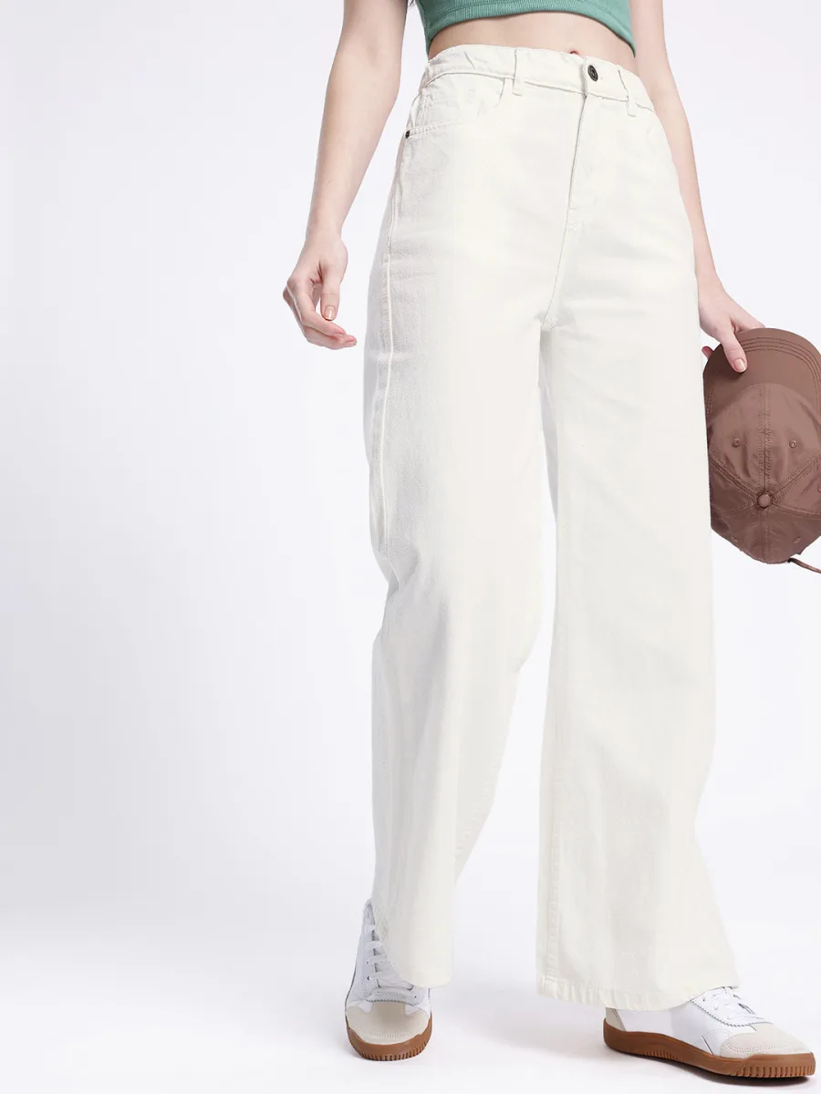 Women Straight Fit Jeans