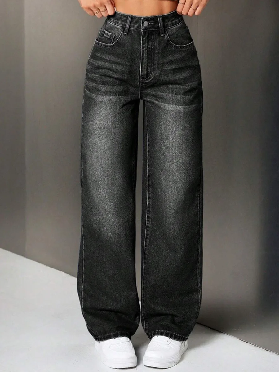Relaxed Fit High-Rise Jeans