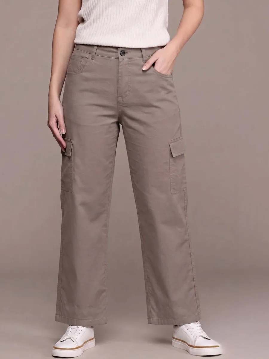 Women Straight Fit High-Rise Jeans