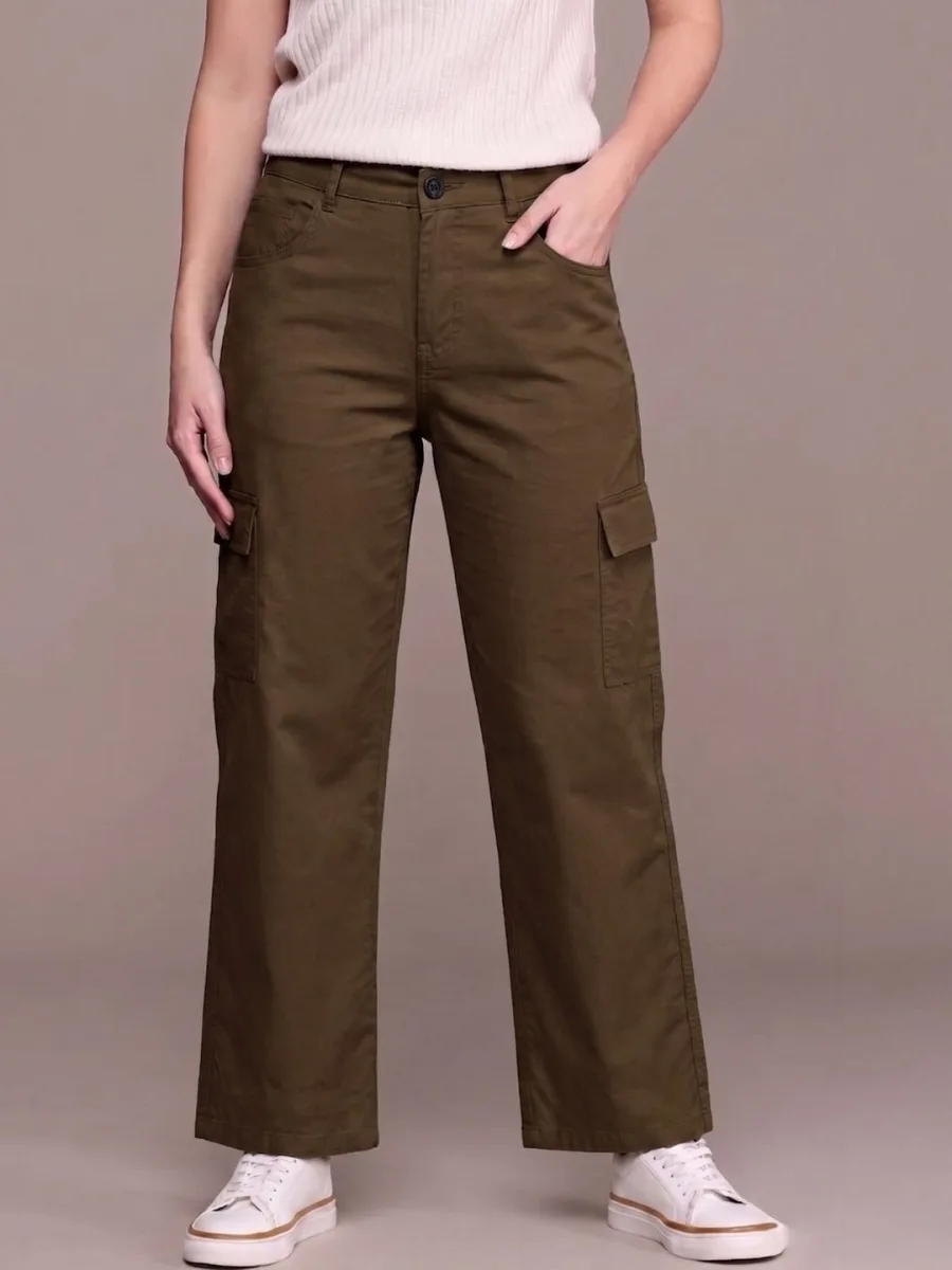 Essential High-Rise Jeans — Champagne