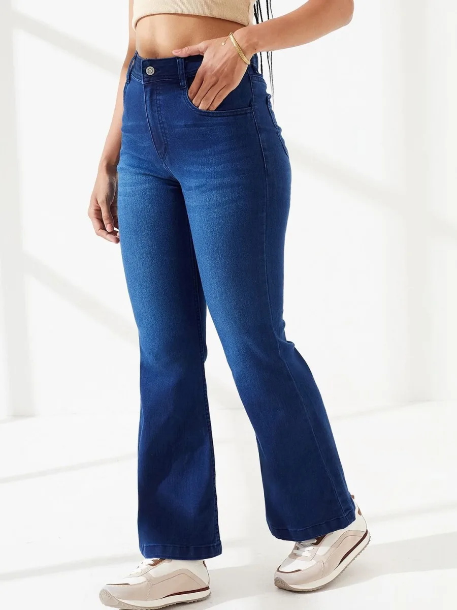 Hydrating Tapered Jeans — Ivory
