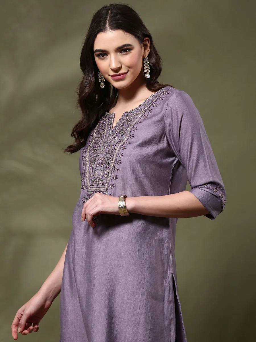 Yoke Design Straight Kurta