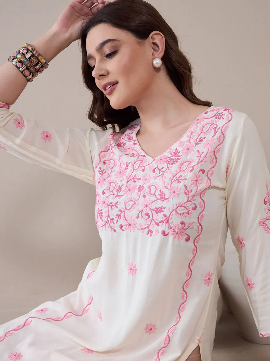 Floral Embroidered Kurta