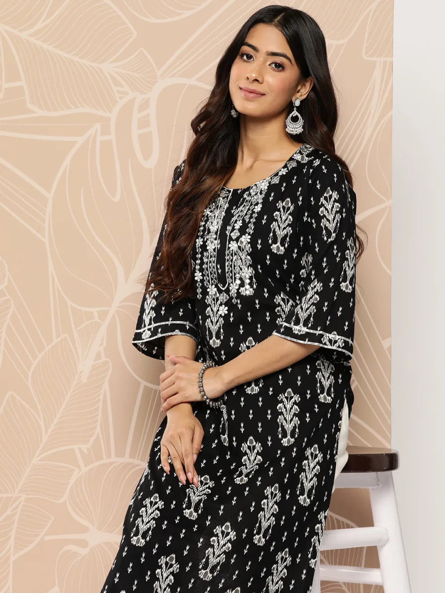 Embroidered Kurta