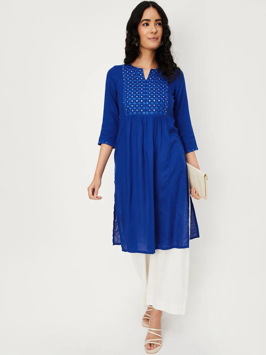 Embroidered Notch Neck Kurta