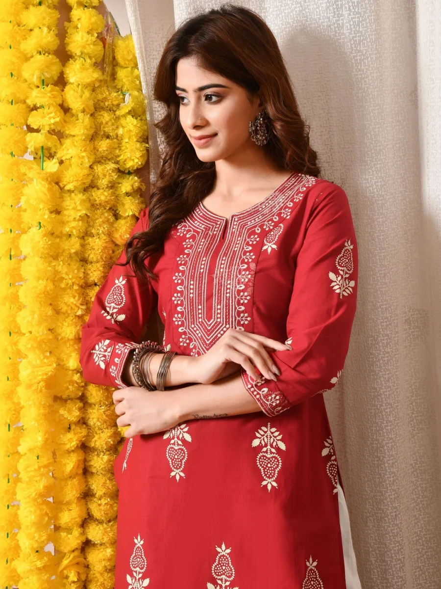 Essential Embroidered Kurta — Caramel