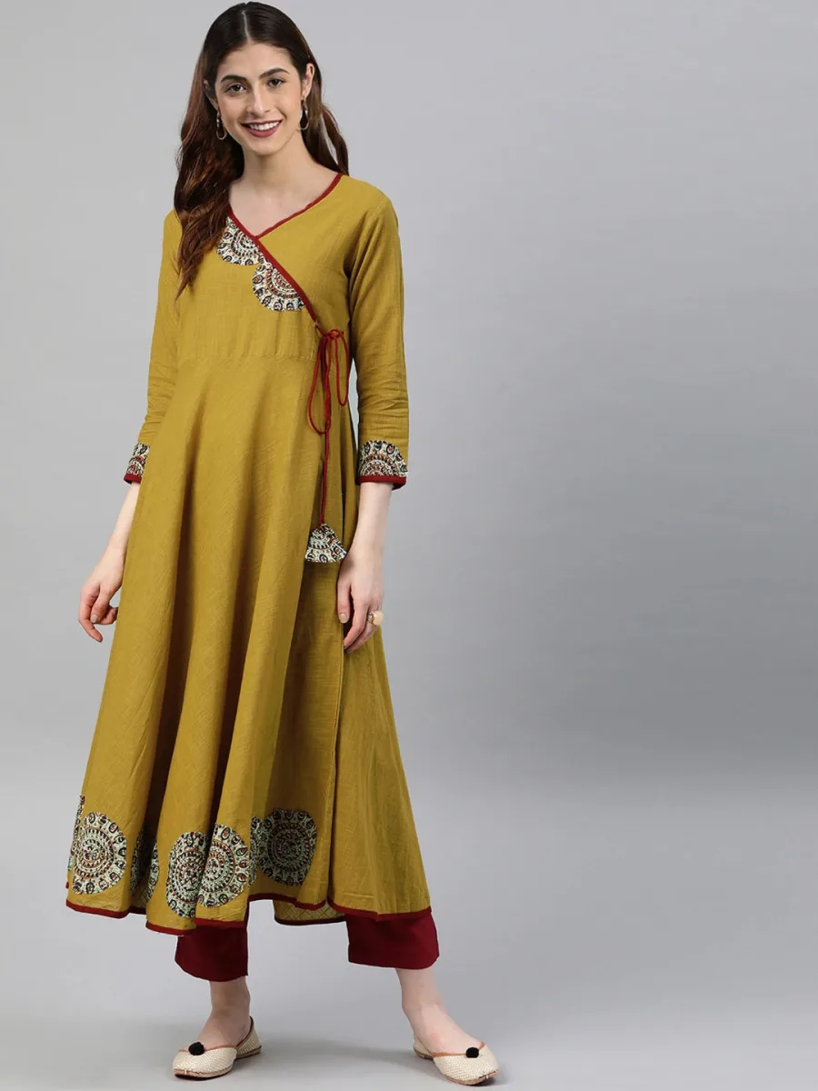 Yoke Design Angrakha Kurta