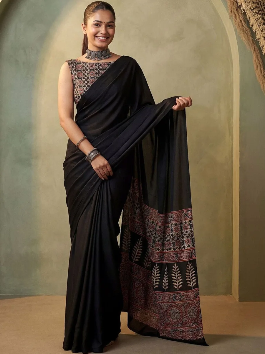 Ethnic Motifs Saree for women