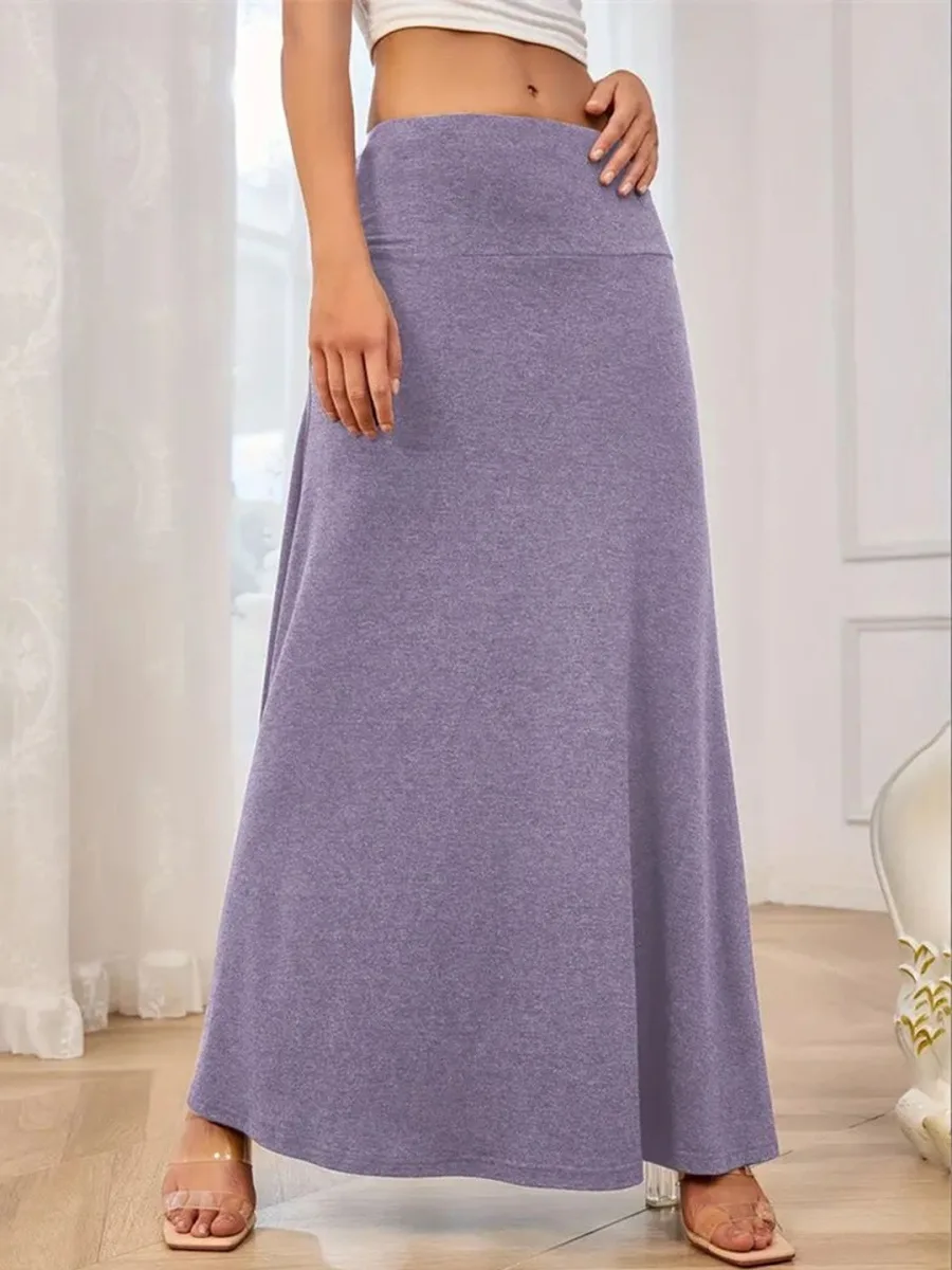 Bold Pleated Skirt