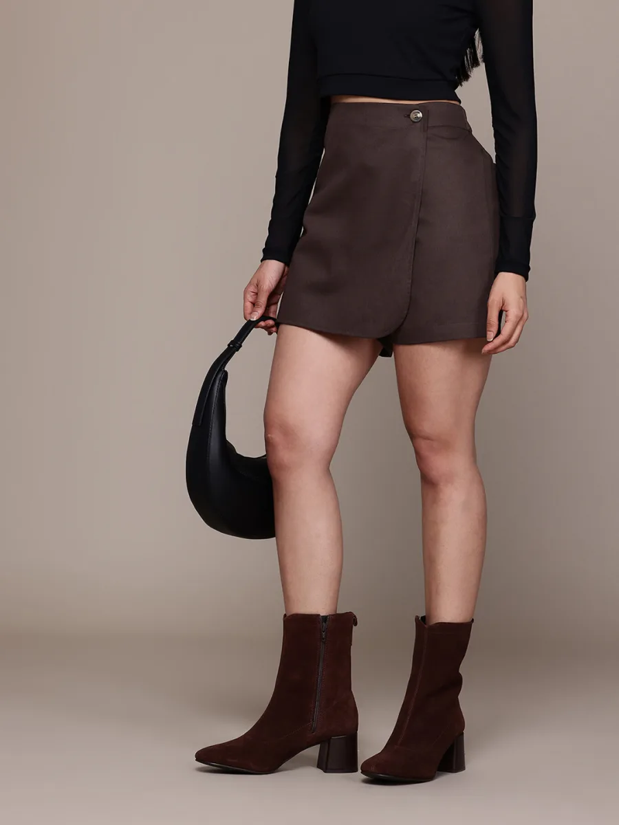 Essential Pleated Skirt