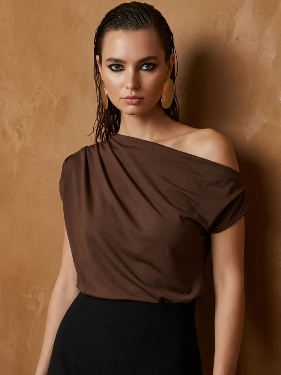 Off-Shoulder Top