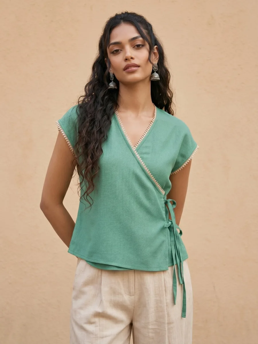Decorative Trim Wrap Top