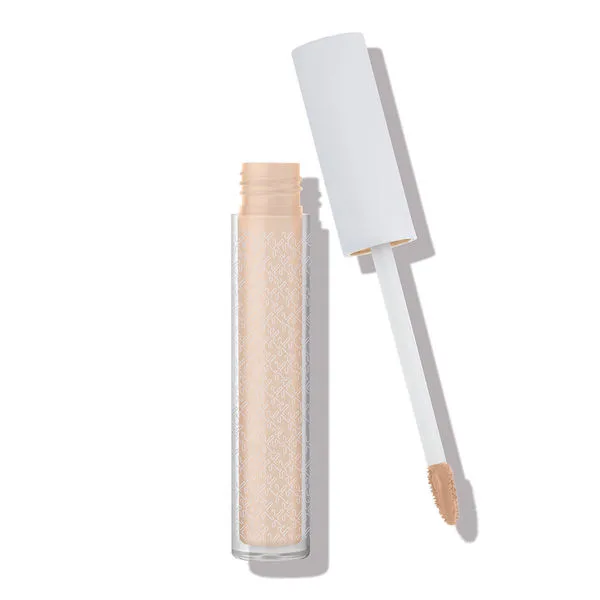 Essential Wine Liquid Concealer