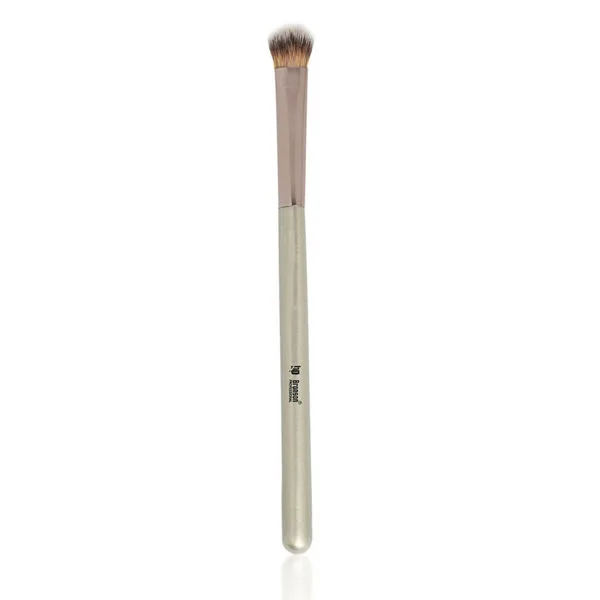 Hydrating Makeup Brush