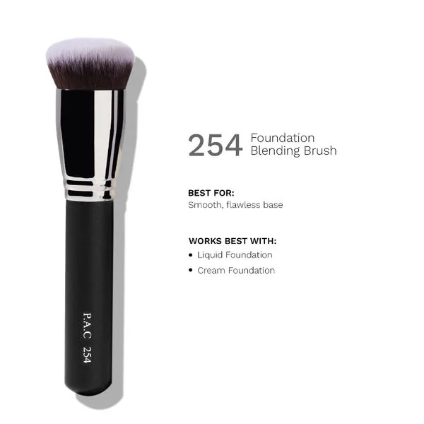 Nourishing Makeup Brush — Mauve